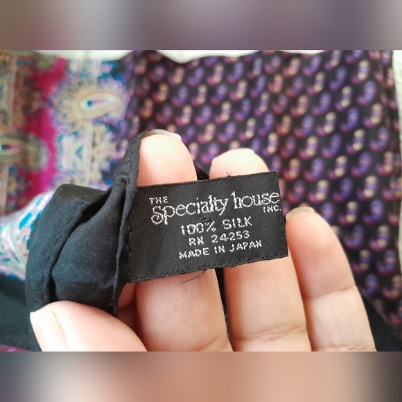 100% silk the specialty house multicolor square scarf - Picture 7 of 8